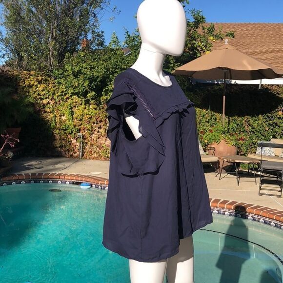 Halogen Flutter Sleeve Crepe Top Size Large - Picture 3 of 8